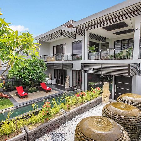 Villa Cascade Seminyak Buitenkant foto