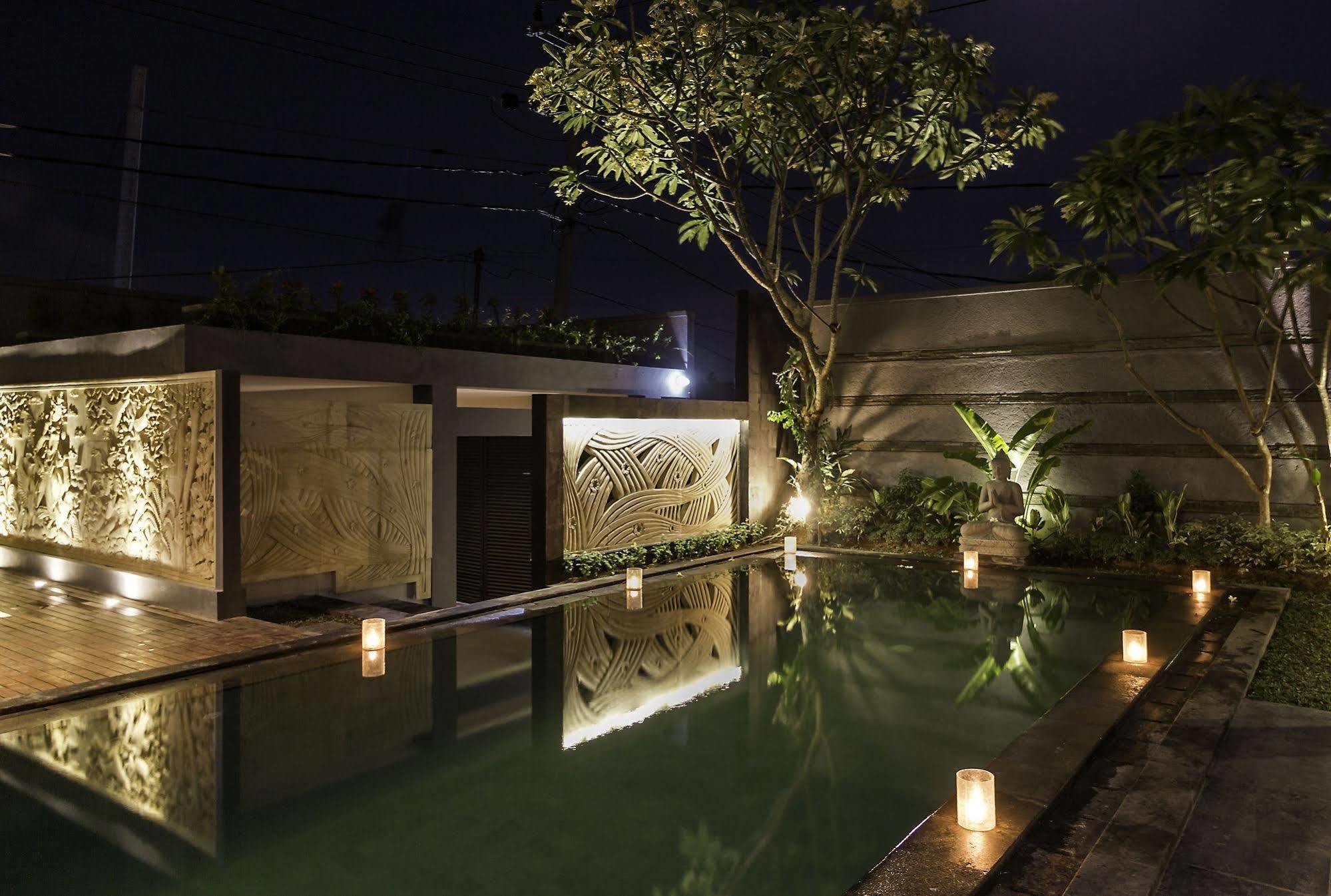 Villa Cascade Seminyak Buitenkant foto