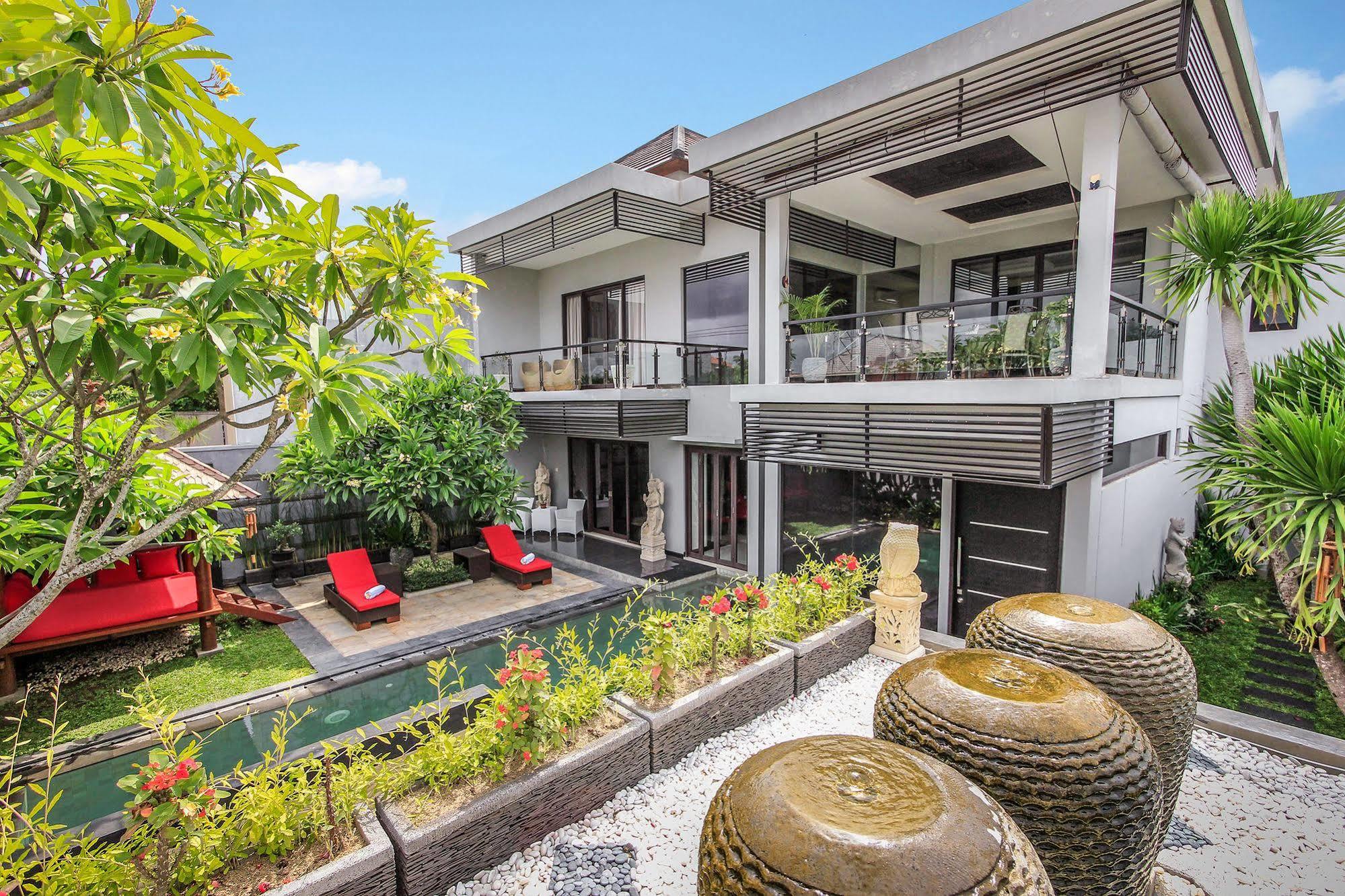 Villa Cascade Seminyak Buitenkant foto